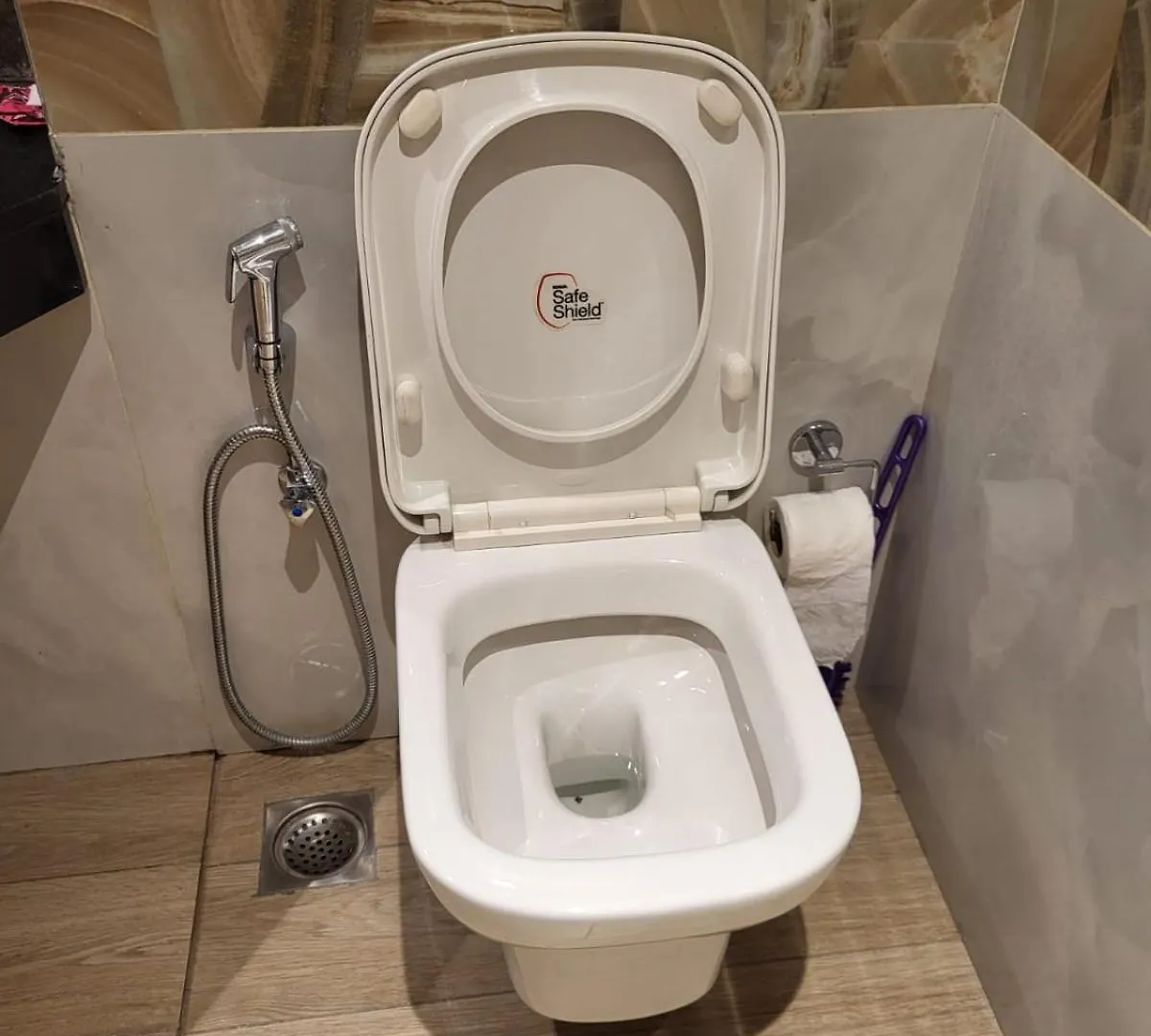 Apartman Genz Stay With Bnbbuddy Hosting For 5 Yr Gurgaon. India