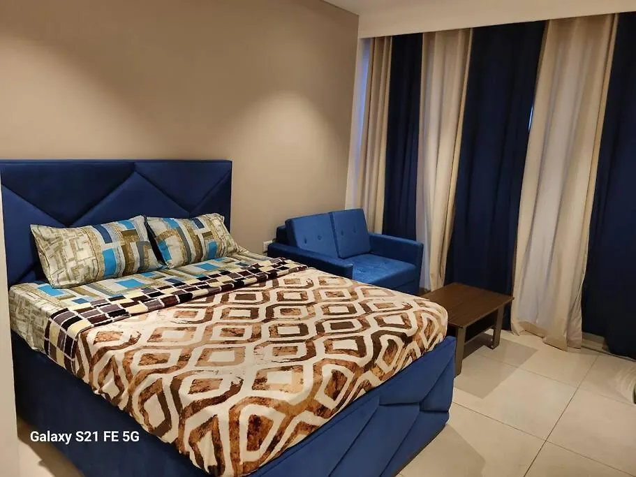 Apartman Genz Stay With Bnbbuddy Hosting For 5 Yr Gurgaon. India