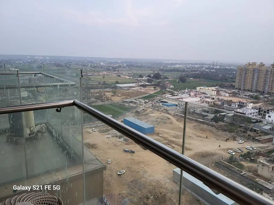 Apartman Genz Stay With Bnbbuddy Hosting For 5 Yr Gurgaon.